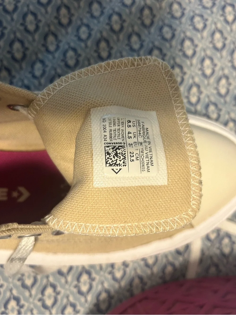 Converse Platform High Top Sneakers in Beige and pink- Excellent condition